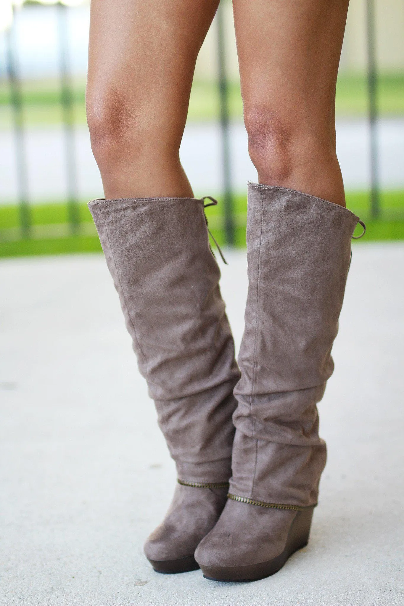 Castor Taupe Wedge Boots