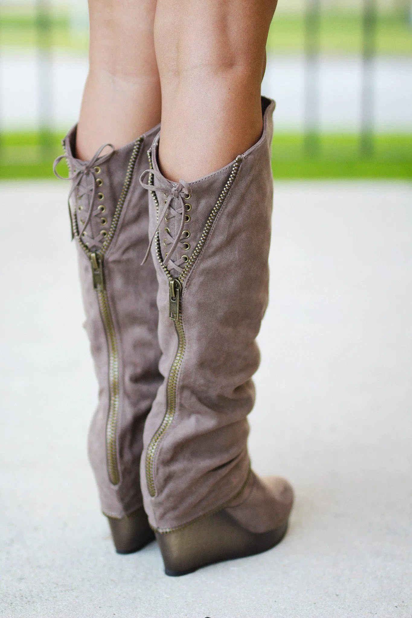 Castor Taupe Wedge Boots