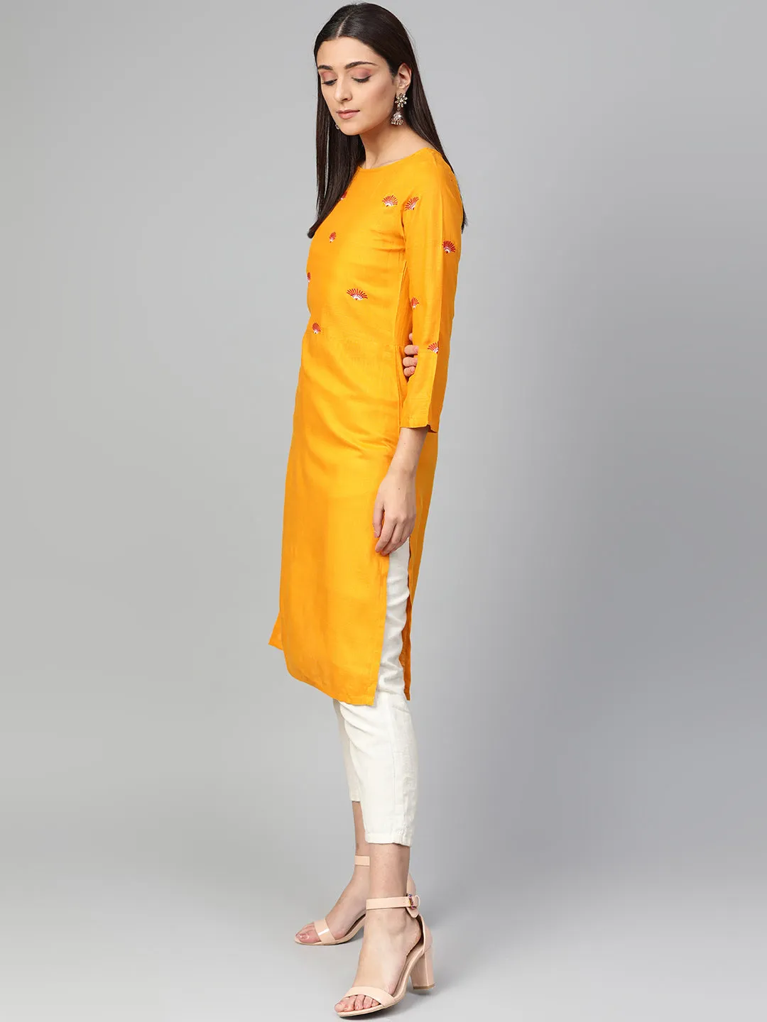 Jashvi Women Mustard Yoke Design Straight Kurta