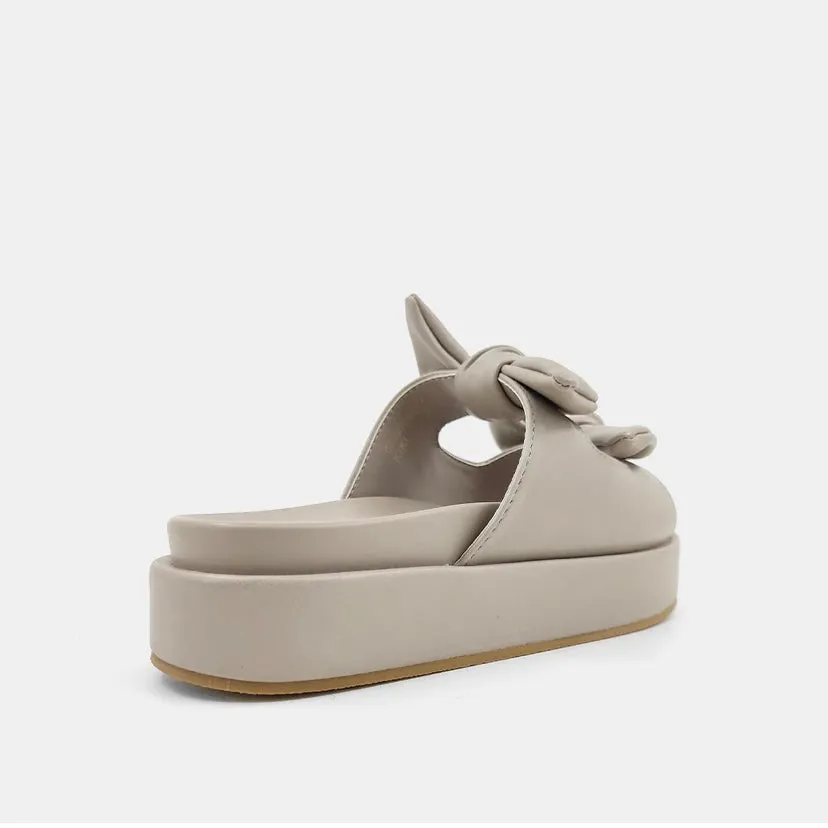 KIKI Flatform Sandal